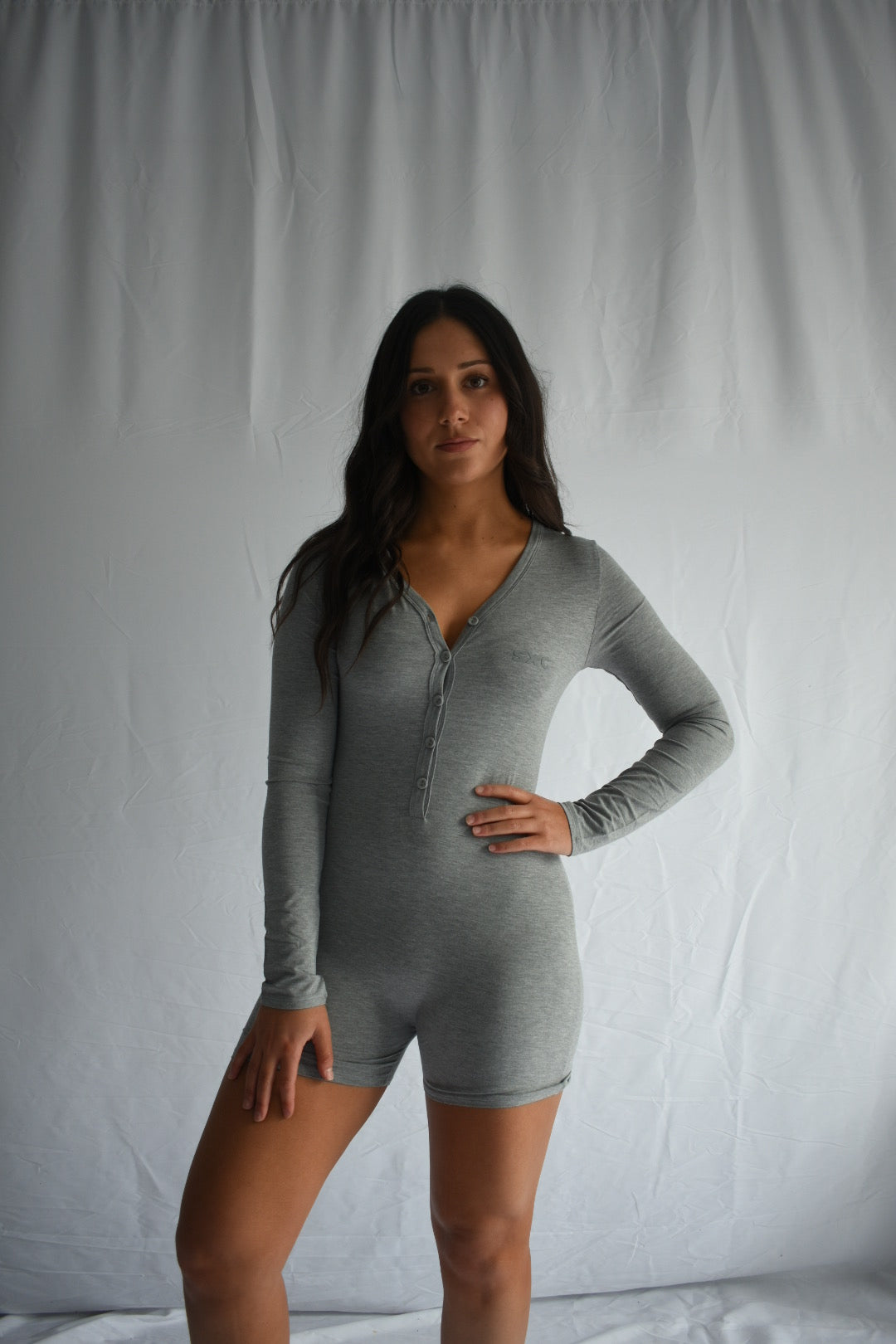 COMFORT ROMPER - COIN GREY
