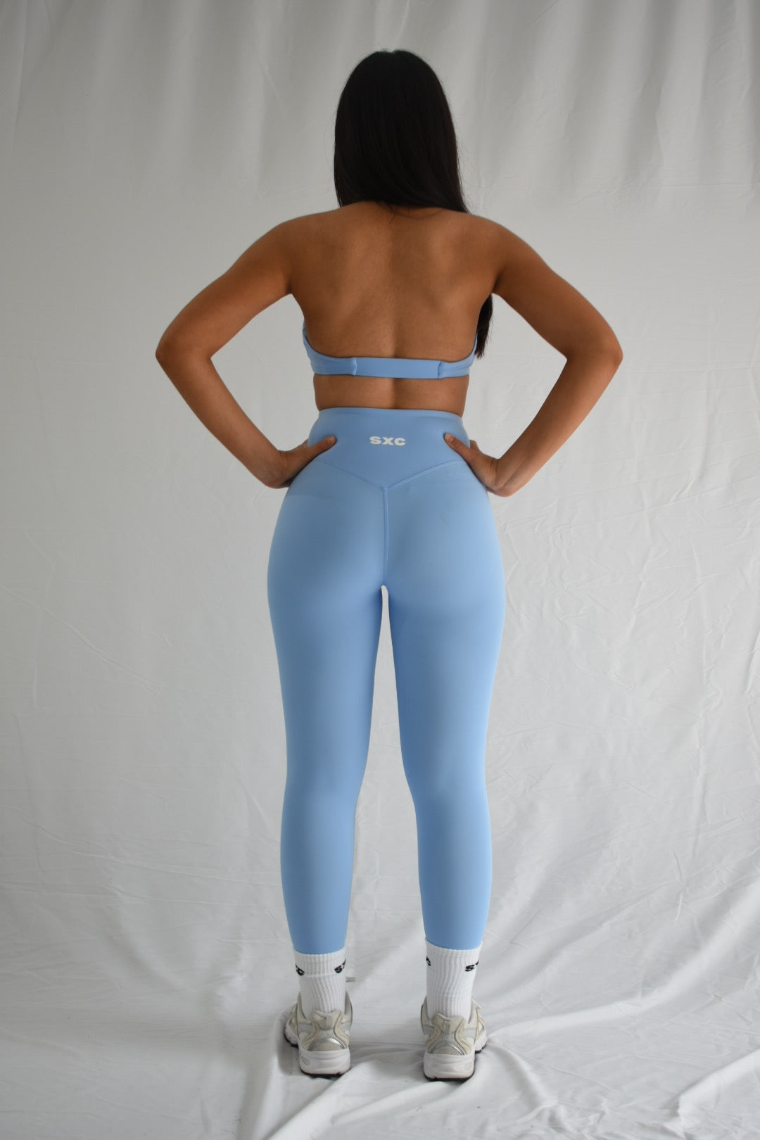 ESSENTIAL LEGGINGS - SKY BLUE